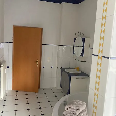 شقة Gaestewohnung Zur Alten Schule