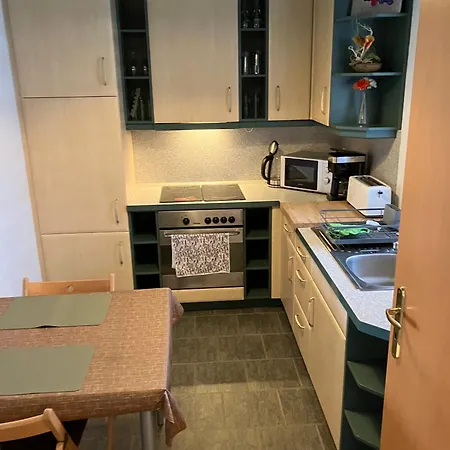 Gaestewohnung Zur Alten Schule Lägenhet *